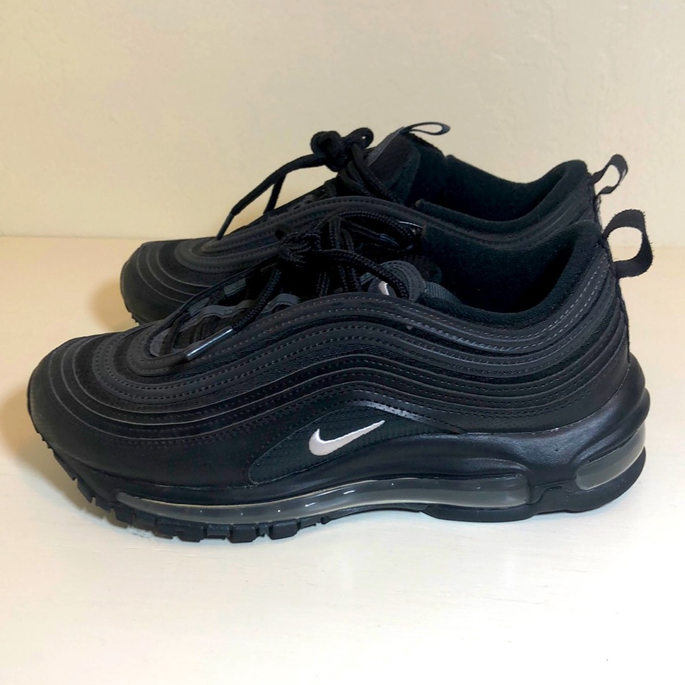 Nike Air Max Black Kids Shoes Size 4.5Y